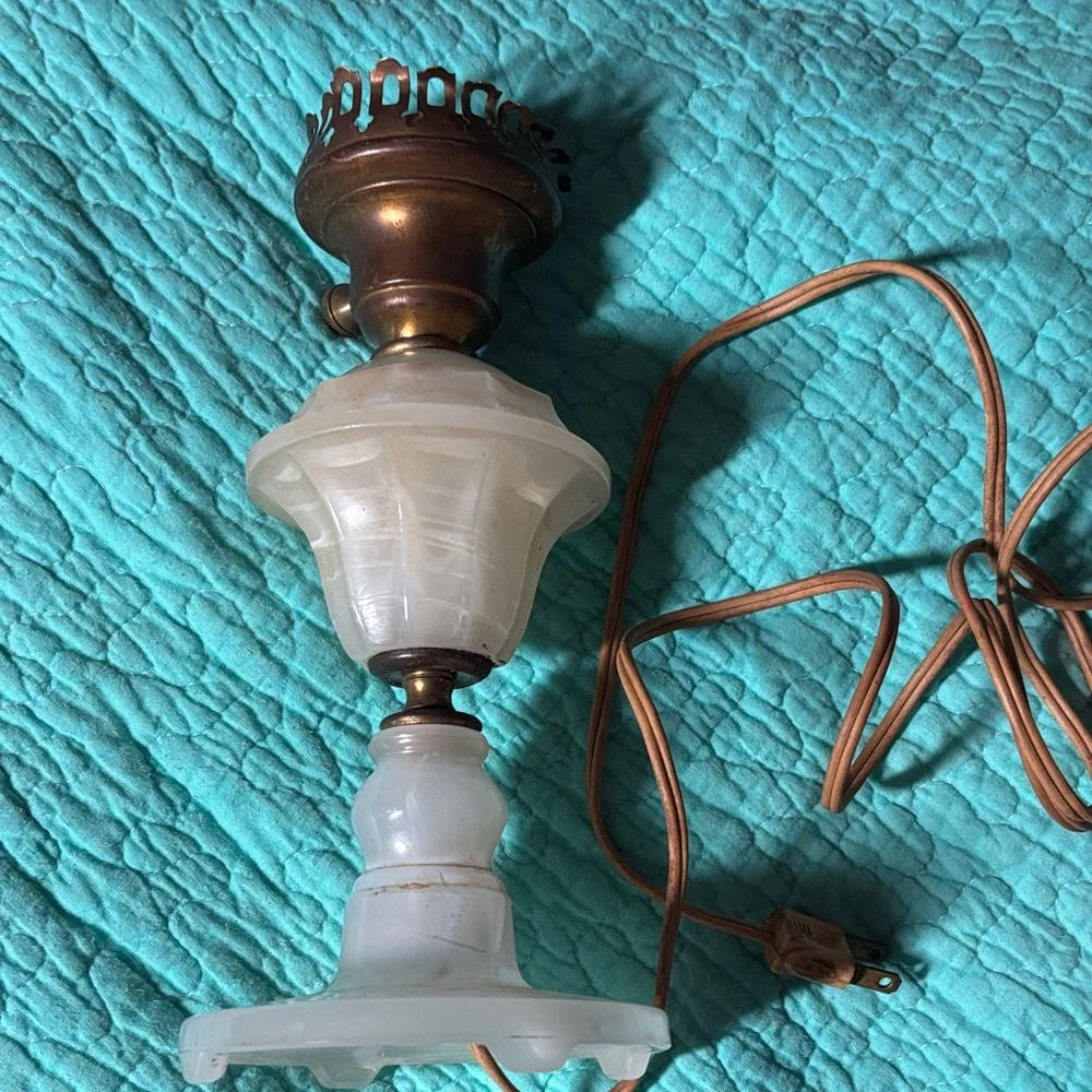 N/A elegant vintage